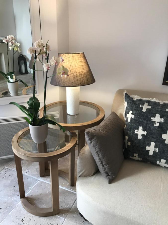 Fontevraud Maison De Ville Bnb Екстер'єр фото